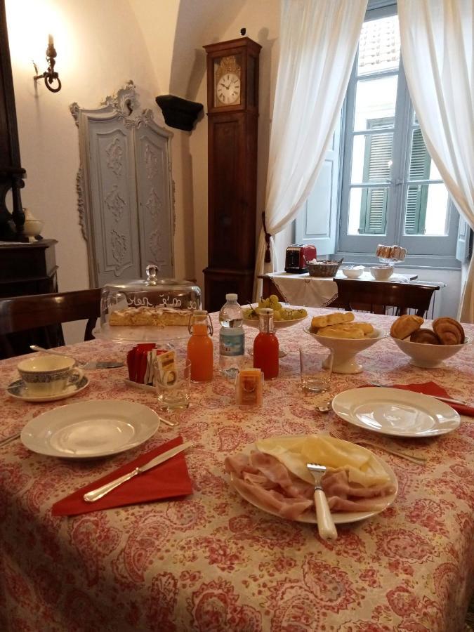 Bed & Breakfast Scia Dina Toirano Exterior foto