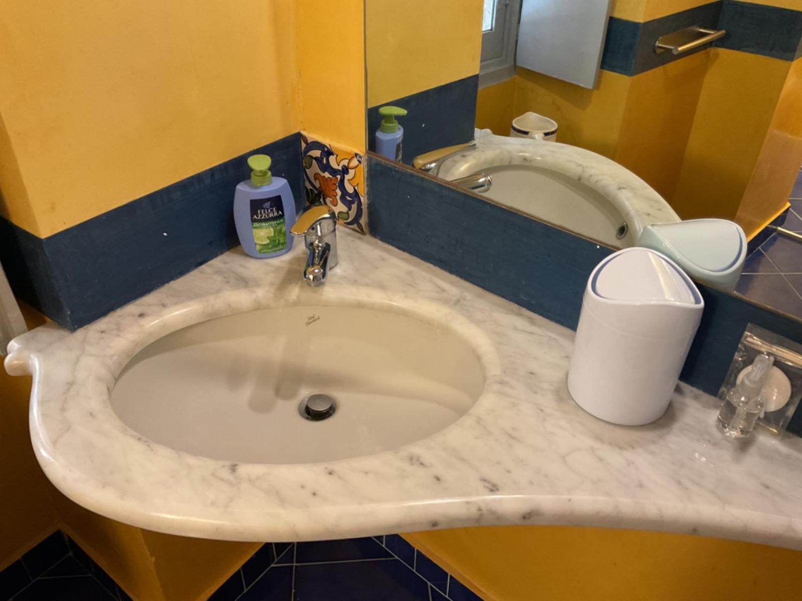Bed & Breakfast Scia Dina Toirano Exterior foto